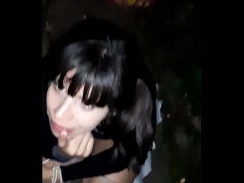 ❤️ Гудамжинд чихэр авахын тулд бэлэг эрхтэн хавдсан ❤❌ Оросын порно манайд ﹏